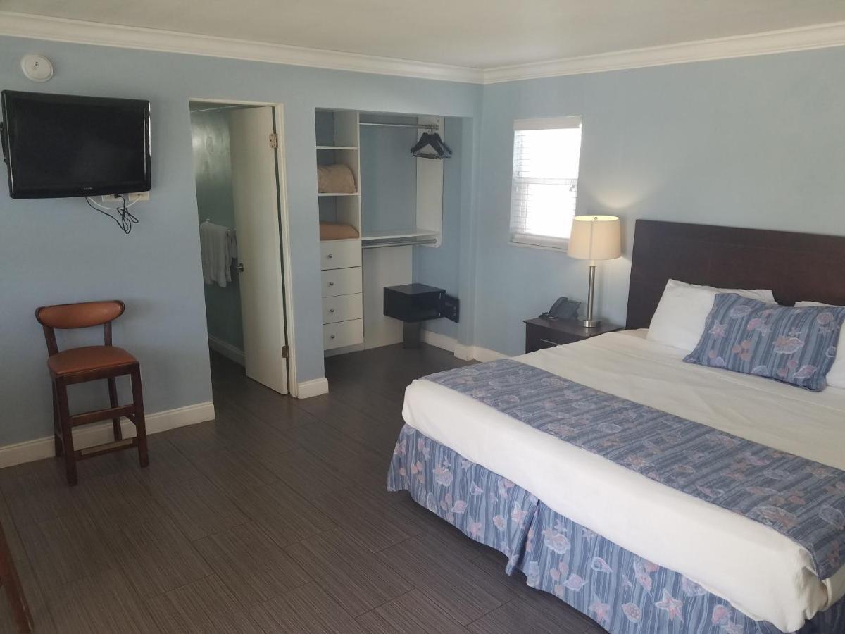 Carousel Beach Inn Fort Myers Beach Esterno foto